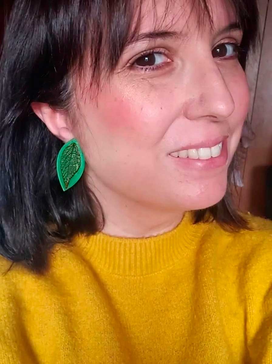 clienta-pendientesartesanales-lara-garabatea-10