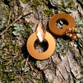 Pendientes dorados Aquelarre